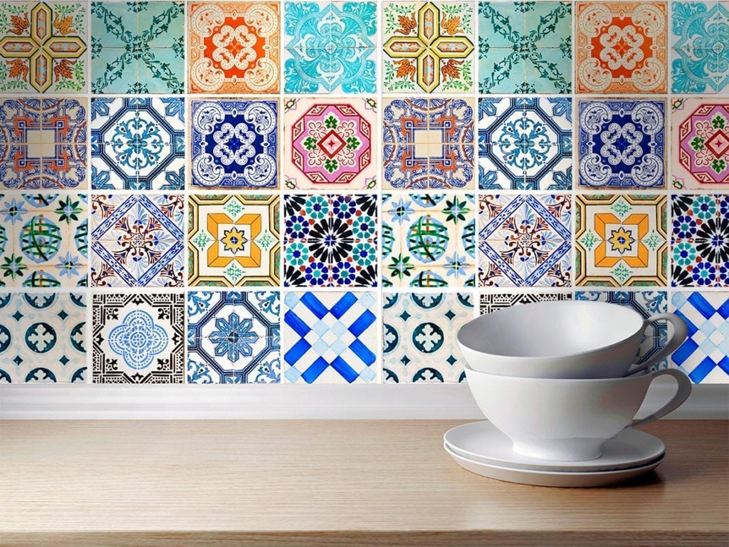 Traditional Spanish Tiles (Pack of 32)